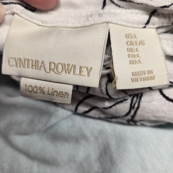 Cynthia Rowley 100% Linen White Black Floral Top Button Back Size Large - Picture 4 of 4